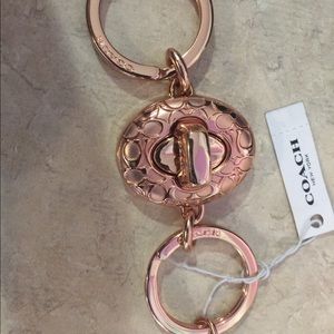 Key chain gold color